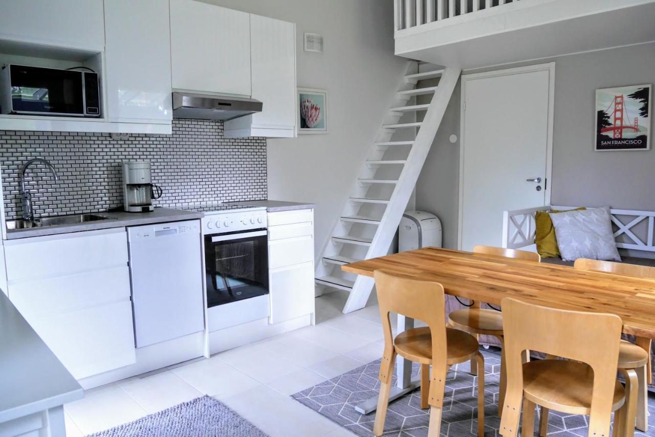 Cozy 4 Person Guesthouse On Quiet Residential Area أولو المظهر الخارجي الصورة