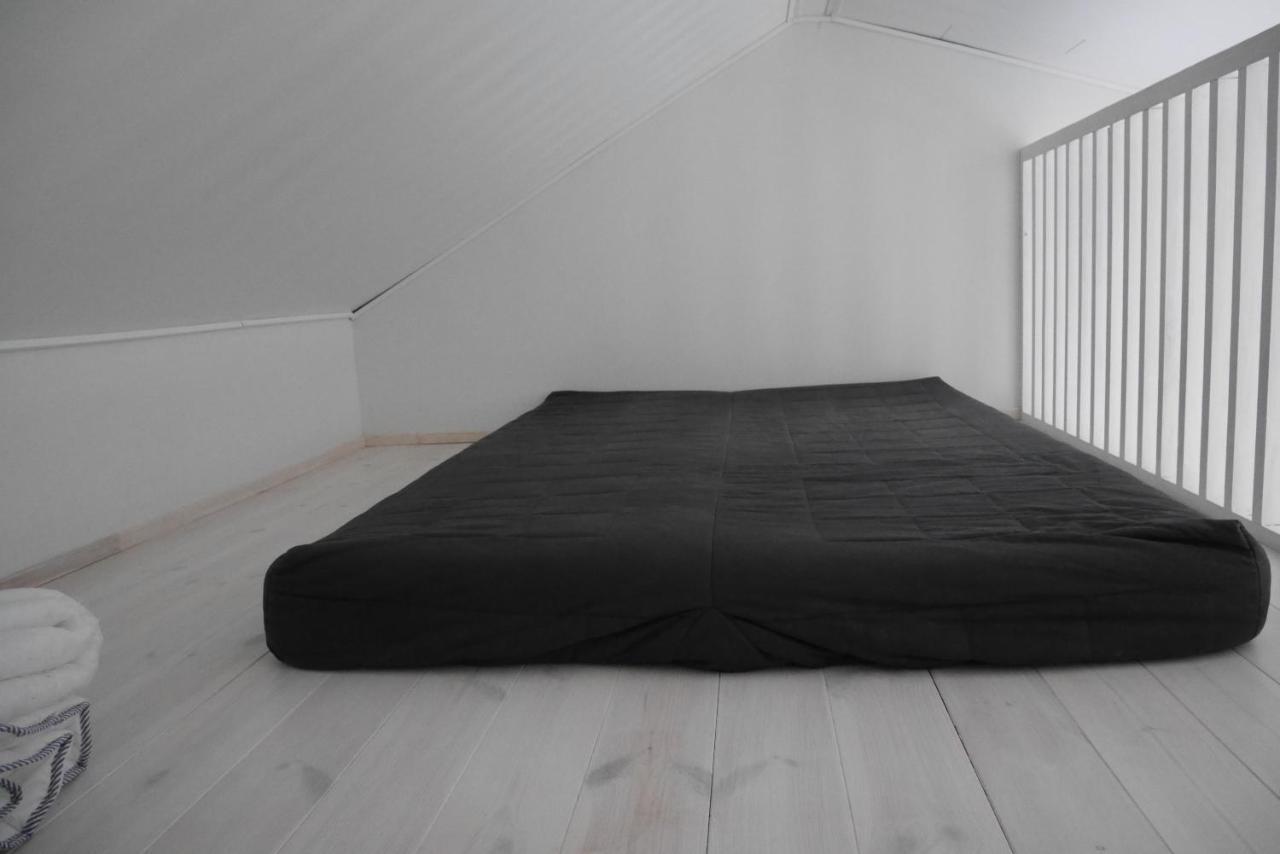 Cozy 4 Person Guesthouse On Quiet Residential Area أولو المظهر الخارجي الصورة